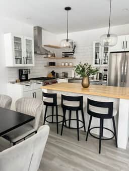 Luxury Townhouse, Stowe, VT Kosher Style Kitchen - Image 5