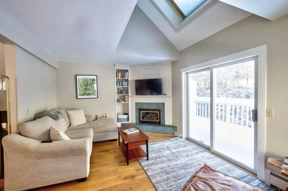 Green Mountain Getaway on Main